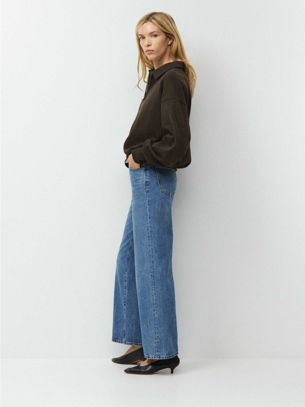 Denim Forum Farrah High-Rise Straight Jeans in Blue - Picture 2 of 8
